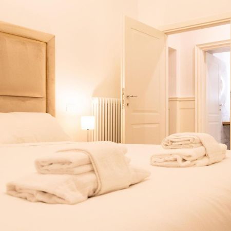 The Best Rent - Elegant Five-Bedrooms Apartment Near Colosseo Roma Ngoại thất bức ảnh