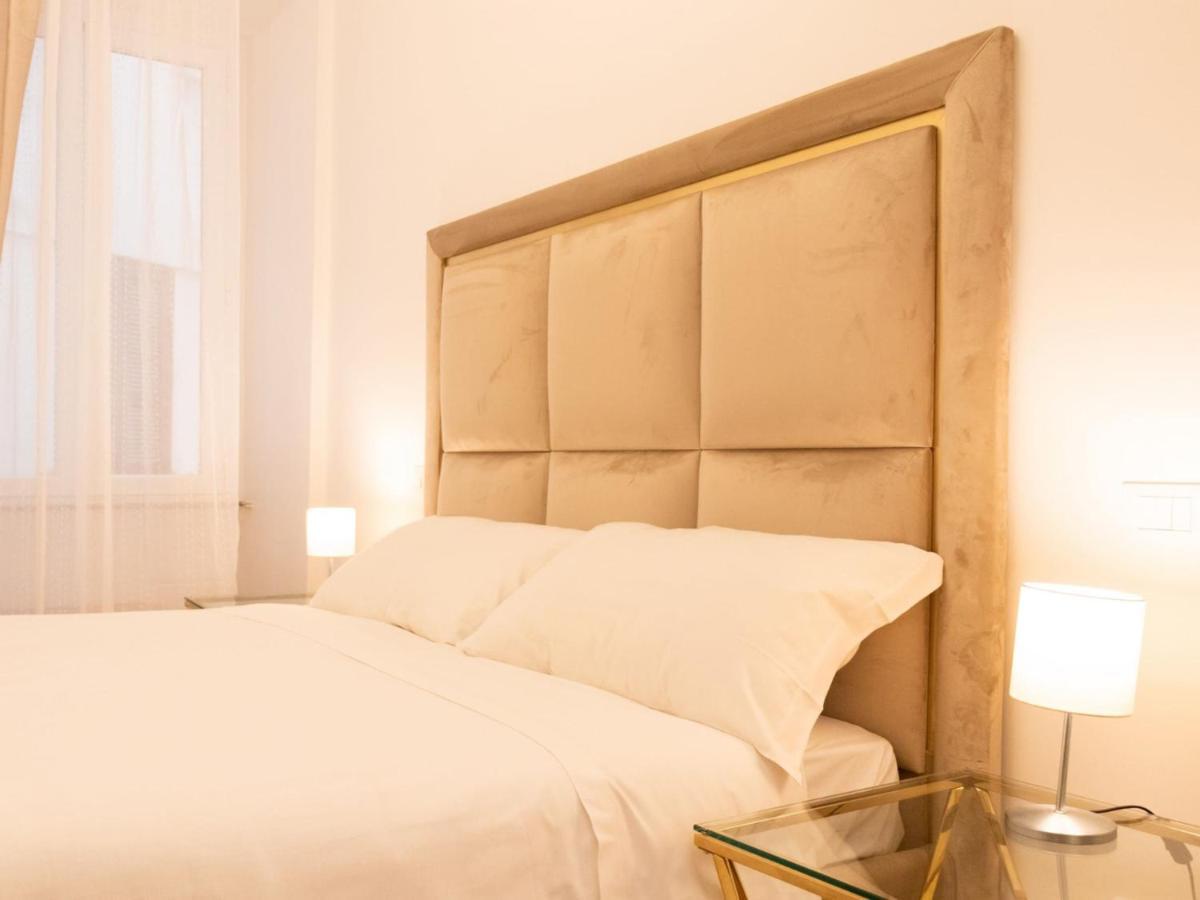 The Best Rent - Elegant Five-Bedrooms Apartment Near Colosseo Roma Ngoại thất bức ảnh