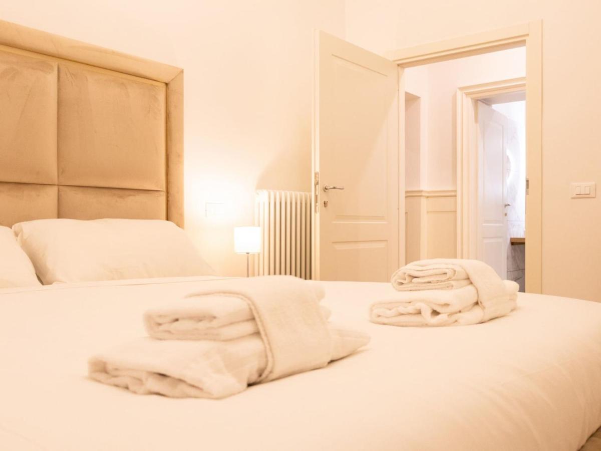 The Best Rent - Elegant Five-Bedrooms Apartment Near Colosseo Roma Ngoại thất bức ảnh