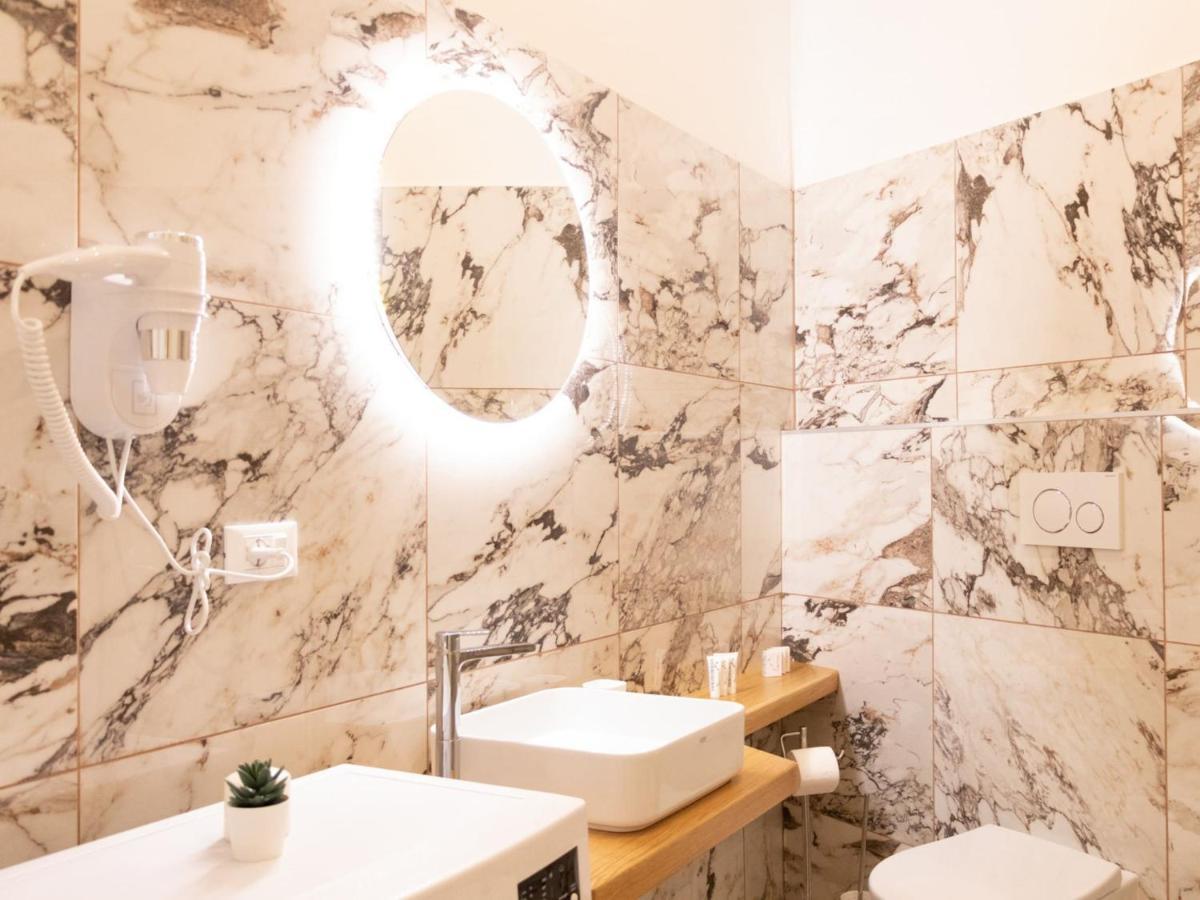 The Best Rent - Elegant Five-Bedrooms Apartment Near Colosseo Roma Ngoại thất bức ảnh
