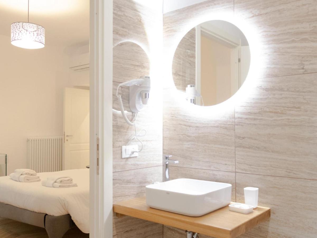The Best Rent - Elegant Five-Bedrooms Apartment Near Colosseo Roma Ngoại thất bức ảnh